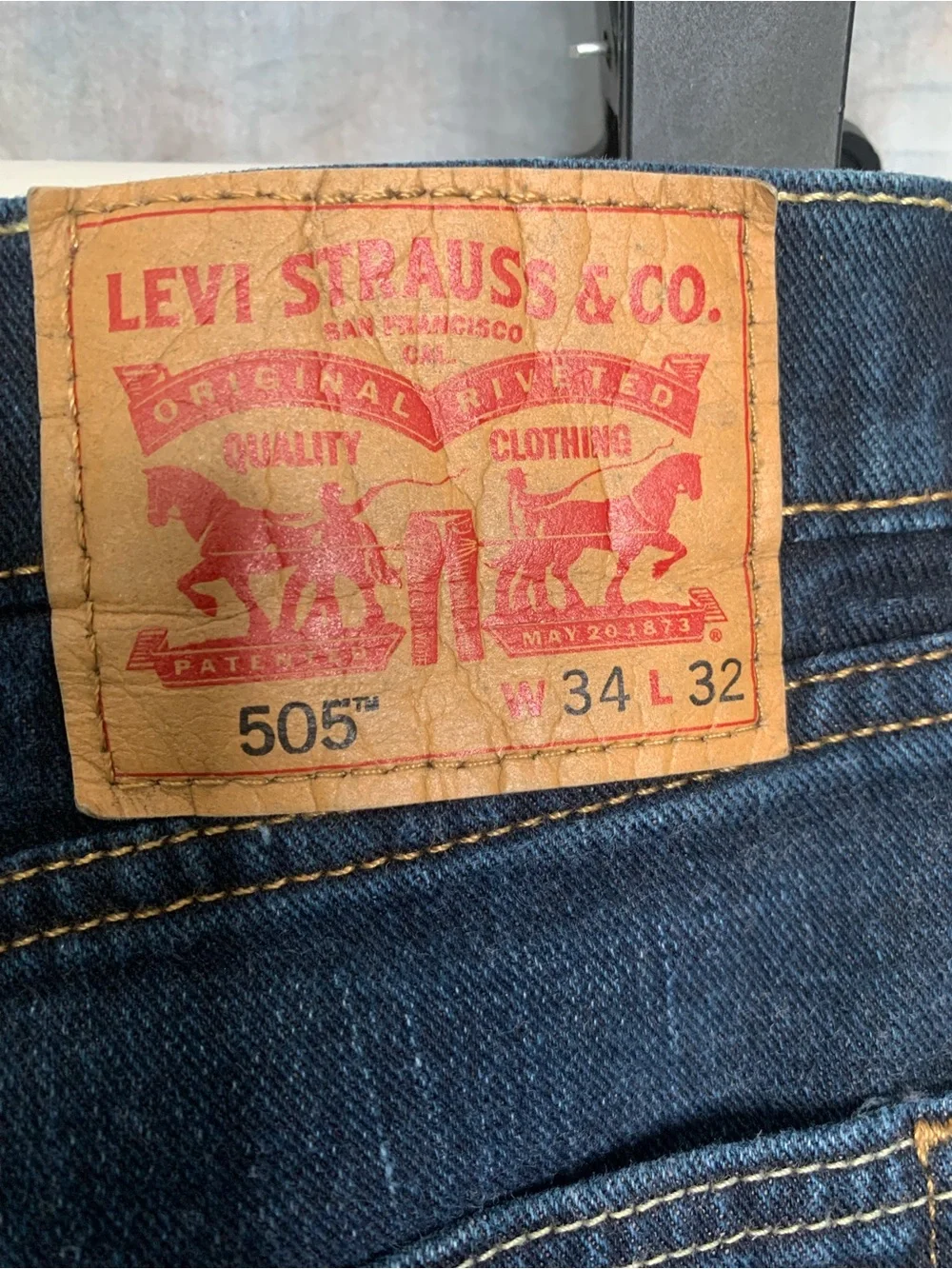 Levi's Men's 505 Straight Jeans in Dark Indigo 34/32